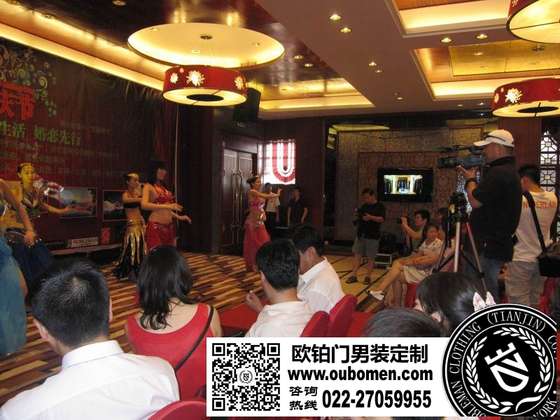 2010年7月3日婚庆节圆满成功-欧铂门服饰