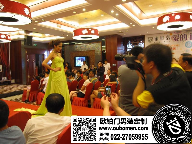 2010年7月3日婚庆节圆满成功-欧铂门服饰
