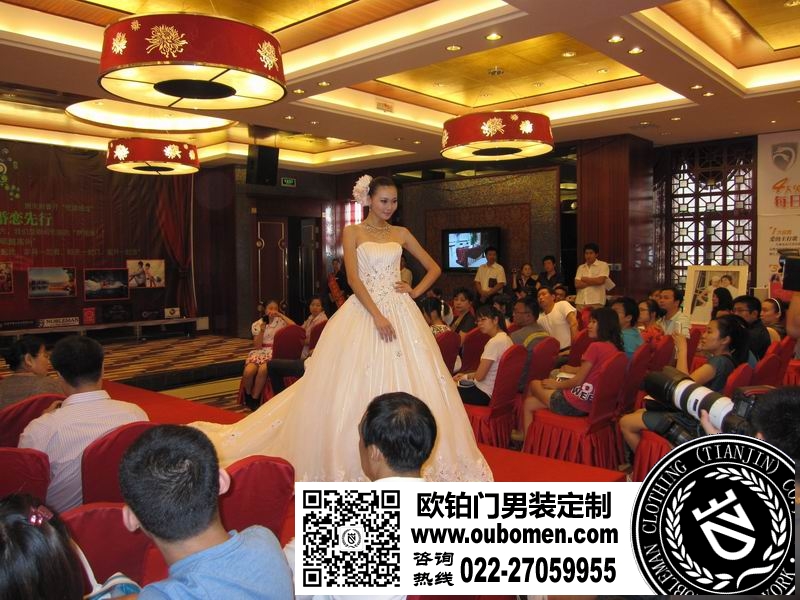 2010年7月3日婚庆节圆满成功-欧铂门服饰