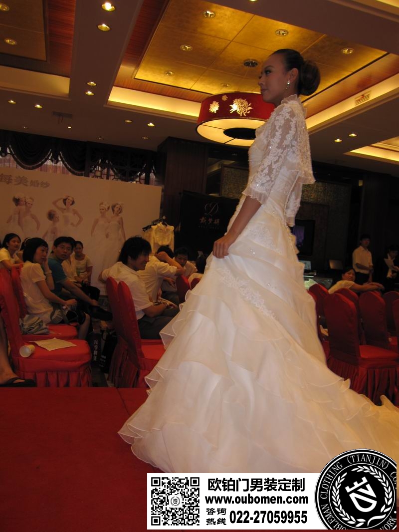 2010年7月3日婚庆节圆满成功-欧铂门服饰