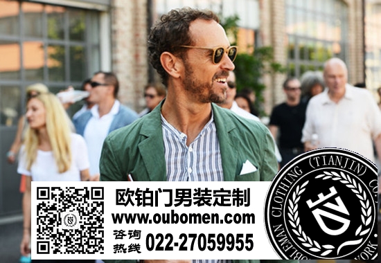 搭配示范：绿色+条纹