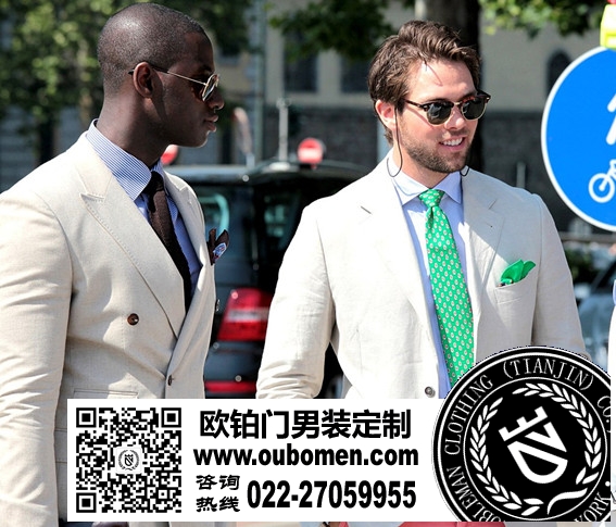 街拍中别有用心的领带